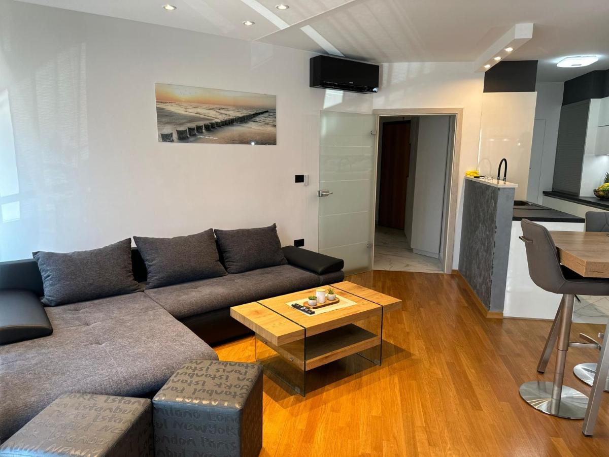 Apartmán Appleonlux Umag Exteriér fotografie